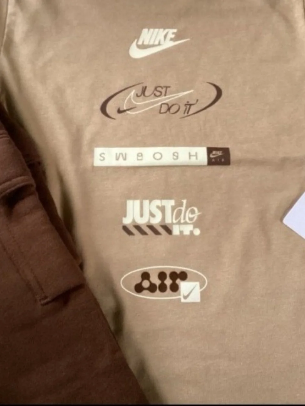 Nike Boys  Tee & Cargo  Joggers Outfit Size 4(NWT)
